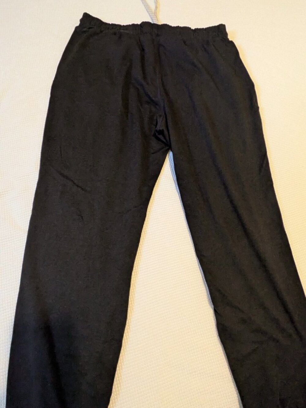 Vuori Performance Jogger Cropped Ebony Size Medium - Picture 3 of 5